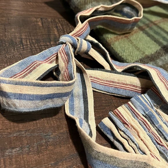 Linen Rouched Tie Tank Top - Picture 6 of 6